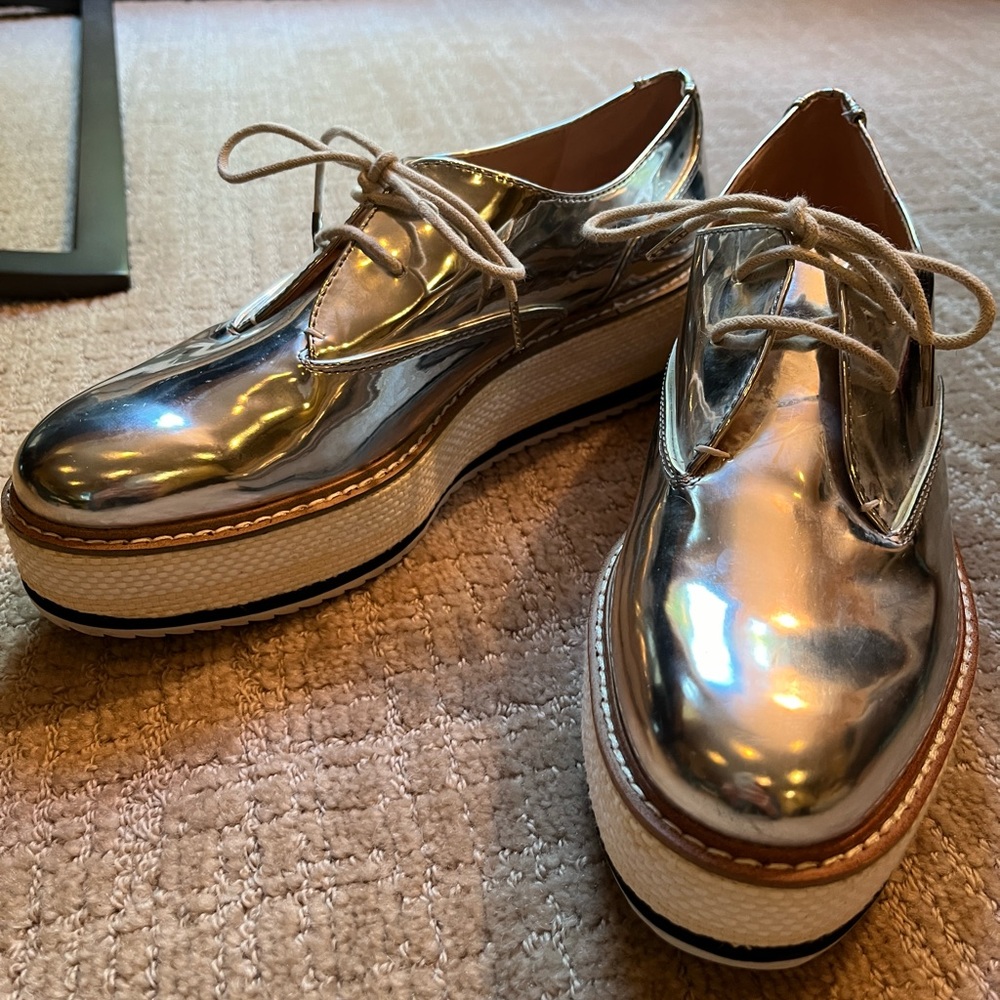 Zara platforms